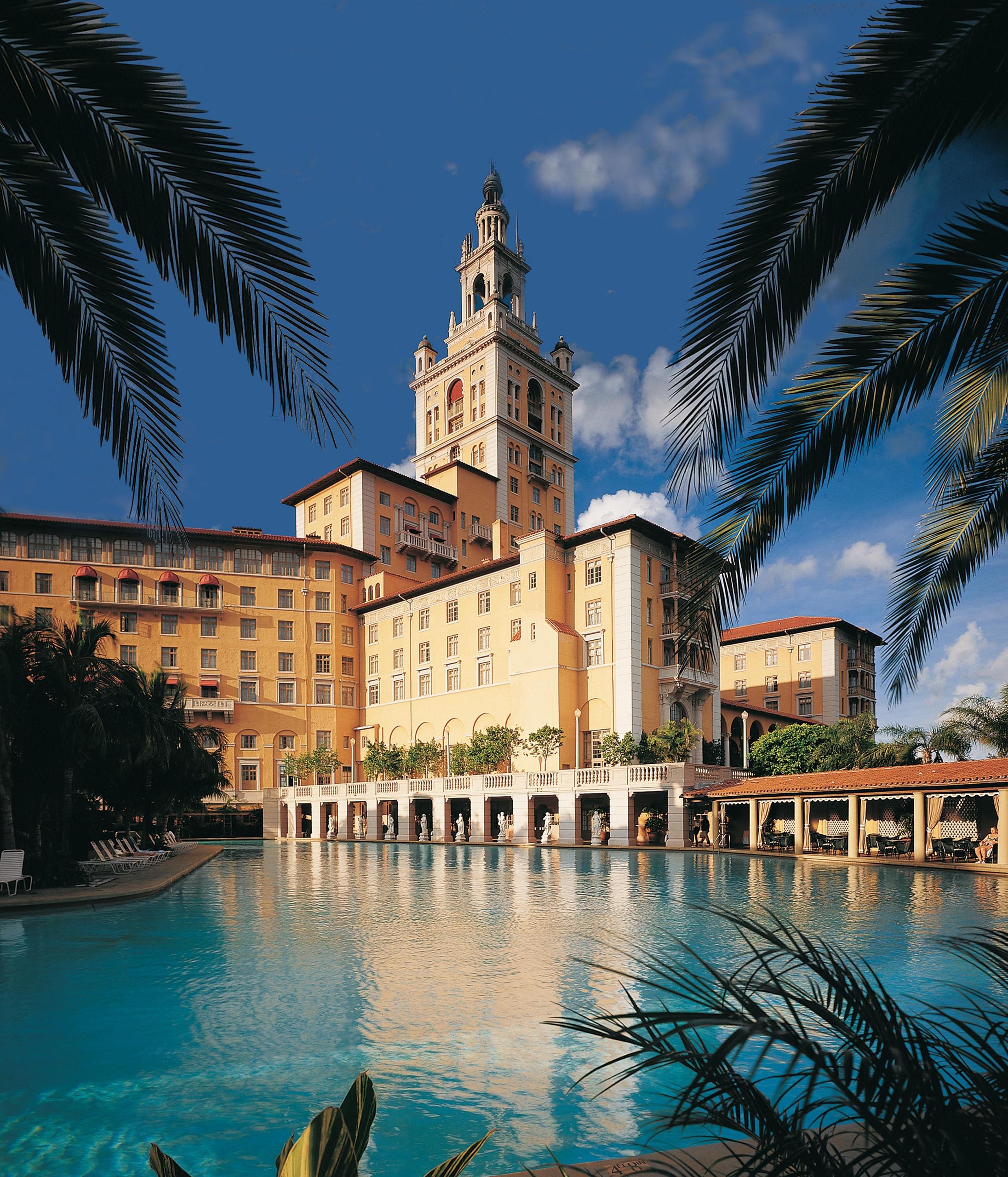 RiffleBooks: Win a Luxurious  Trip to Miami, FL